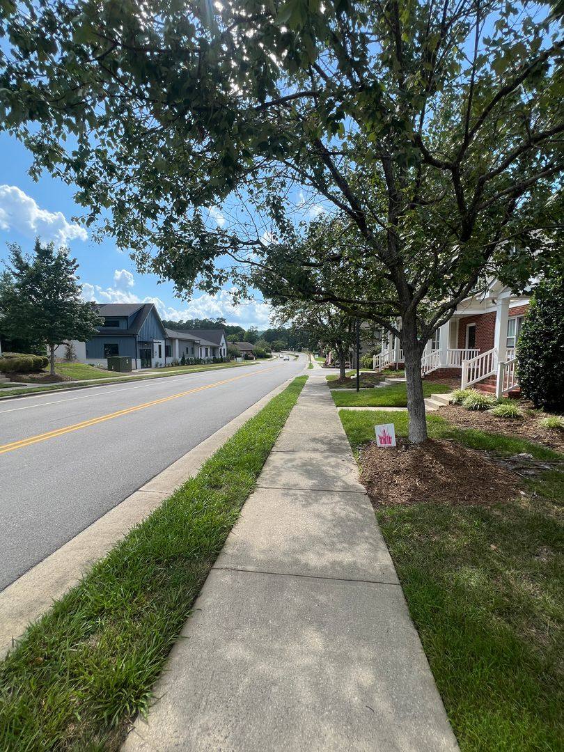 Townhouse for rent at 50307 Governors Dr, Chapel Hill, NC 27517
