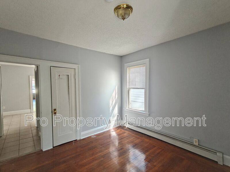 Apartment for rent at 98 - 100 Anthony St #1L, New Haven, CT 06515