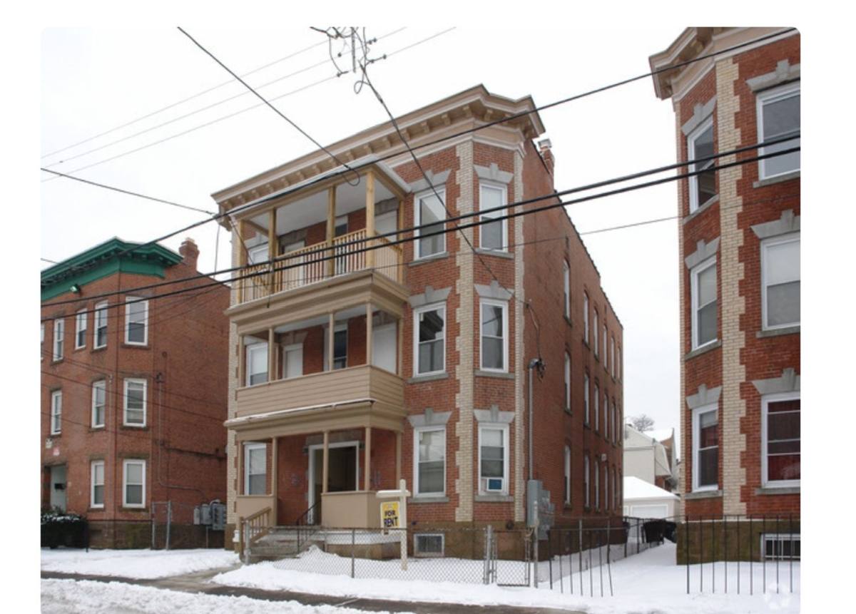 Apartment for rent at 39-41 Bond St, Hartford, CT 06114