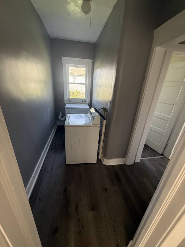 Apartment for rent at 10303 Sophia Ave #DOWNSTAIRS, Cleveland, OH 44104