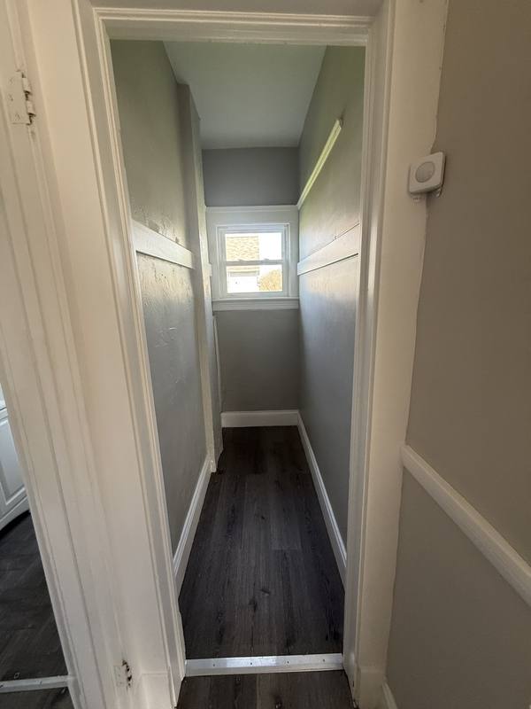 Apartment for rent at 10303 Sophia Ave #DOWNSTAIRS, Cleveland, OH 44104