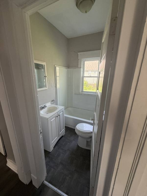 Apartment for rent at 10303 Sophia Ave #DOWNSTAIRS, Cleveland, OH 44104