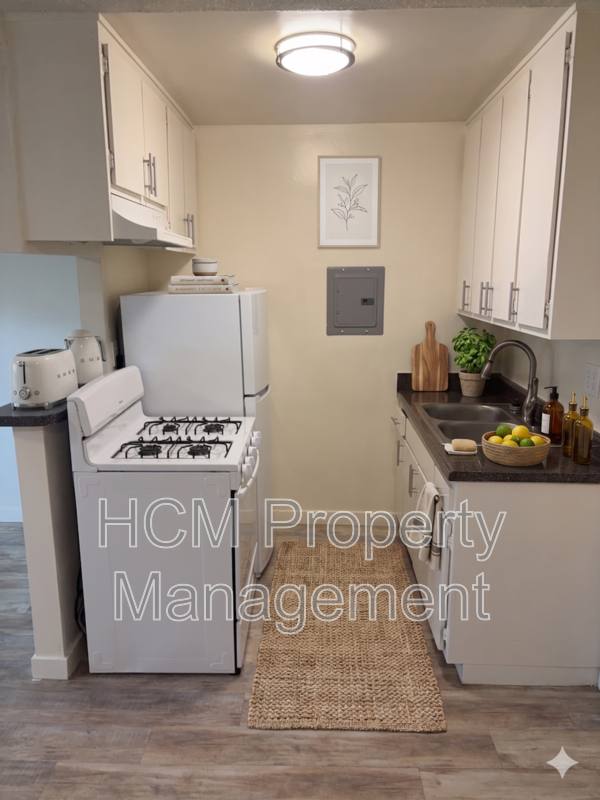 Apartment for rent at 2418 Federal Ave #3, Los Angeles, CA 90064