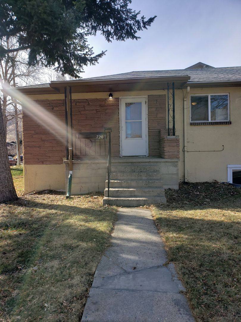 Townhouse for rent at 720 Illinois St, Golden, CO 80401