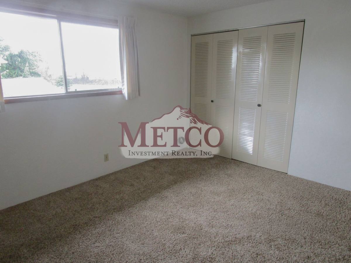 Apartment for rent at 4020 22 Southway Loop, Springfield, OR 97478