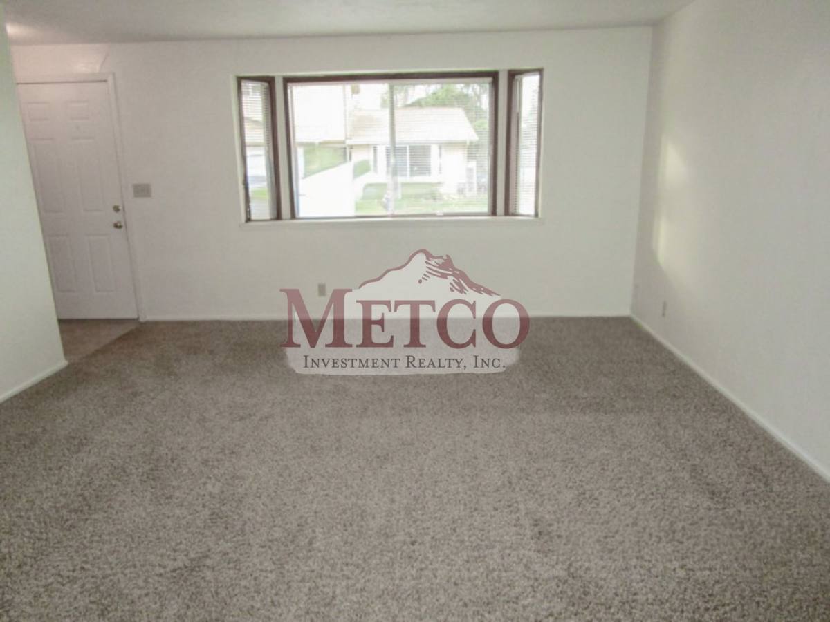 Apartment for rent at 4020 22 Southway Loop, Springfield, OR 97478