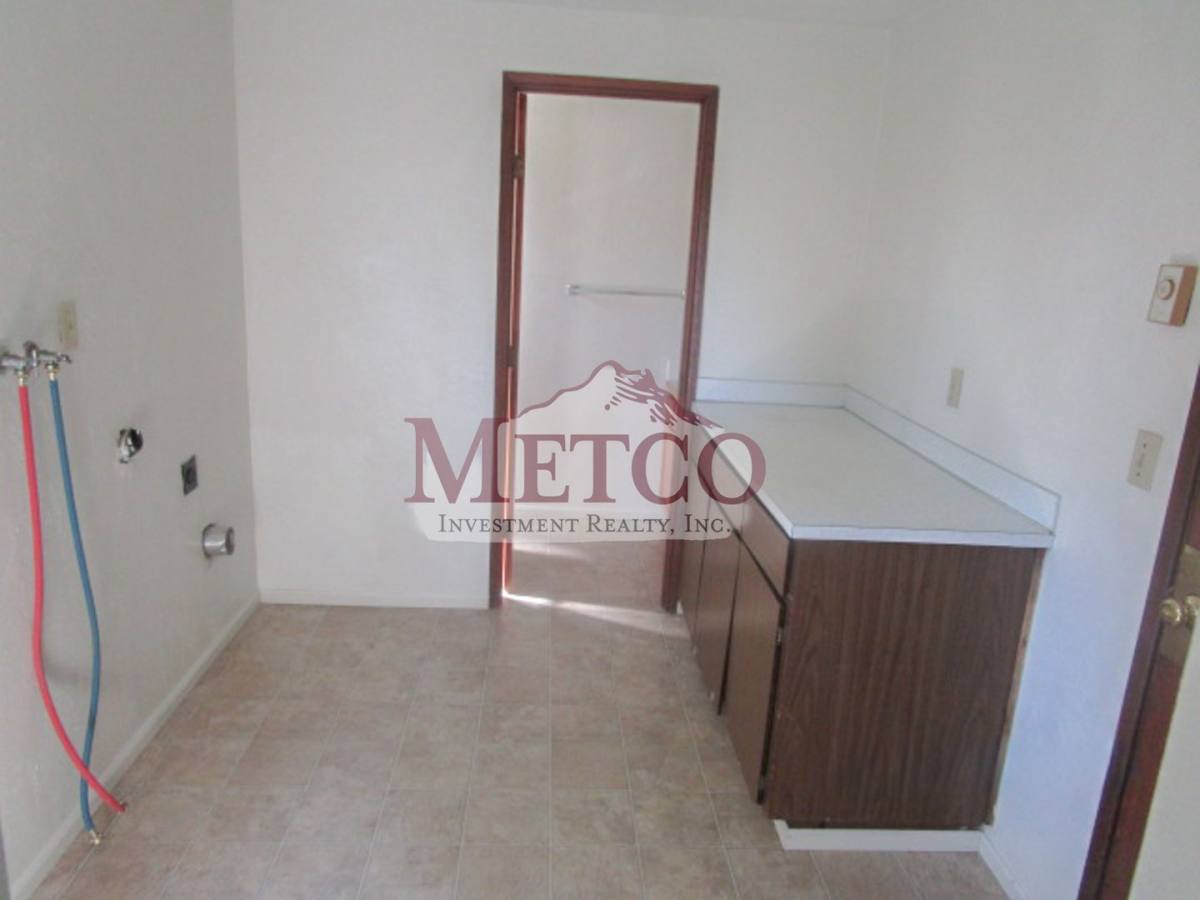Apartment for rent at 4020 22 Southway Loop, Springfield, OR 97478