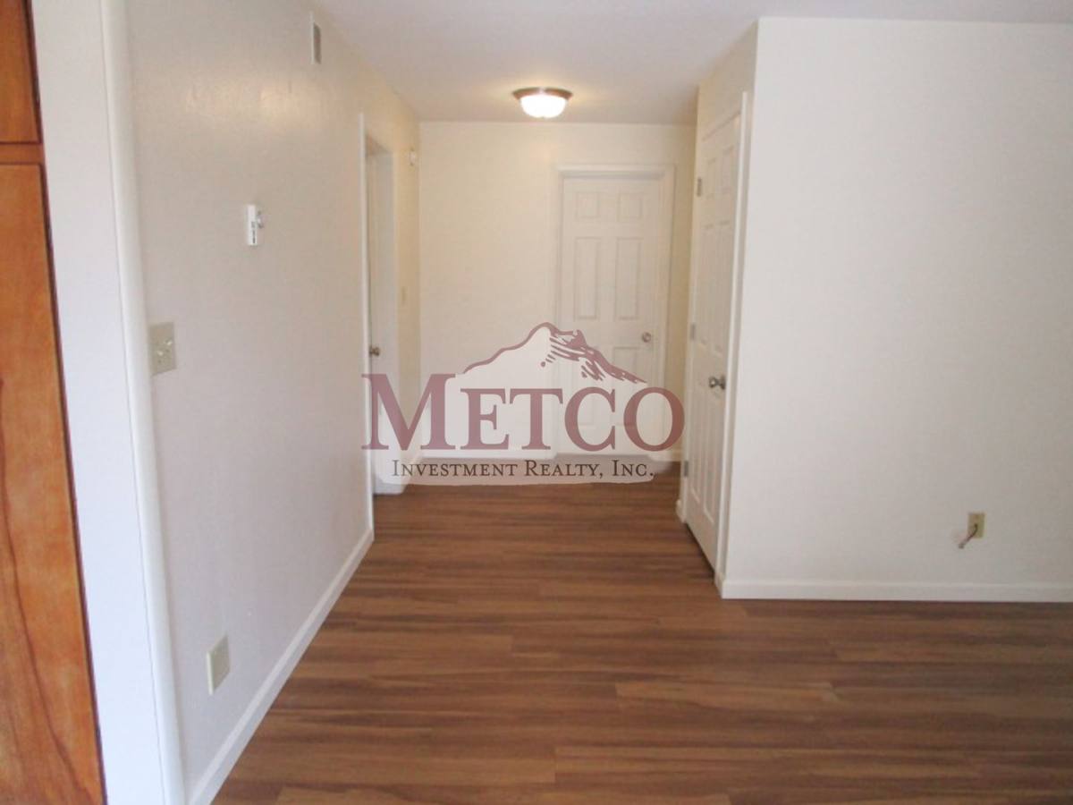 Apartment for rent at 3006 Willamette St, Eugene, OR 97405