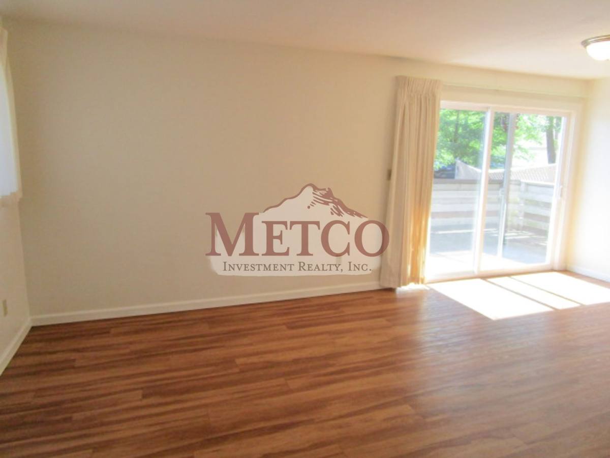 Apartment for rent at 3006 Willamette St, Eugene, OR 97405