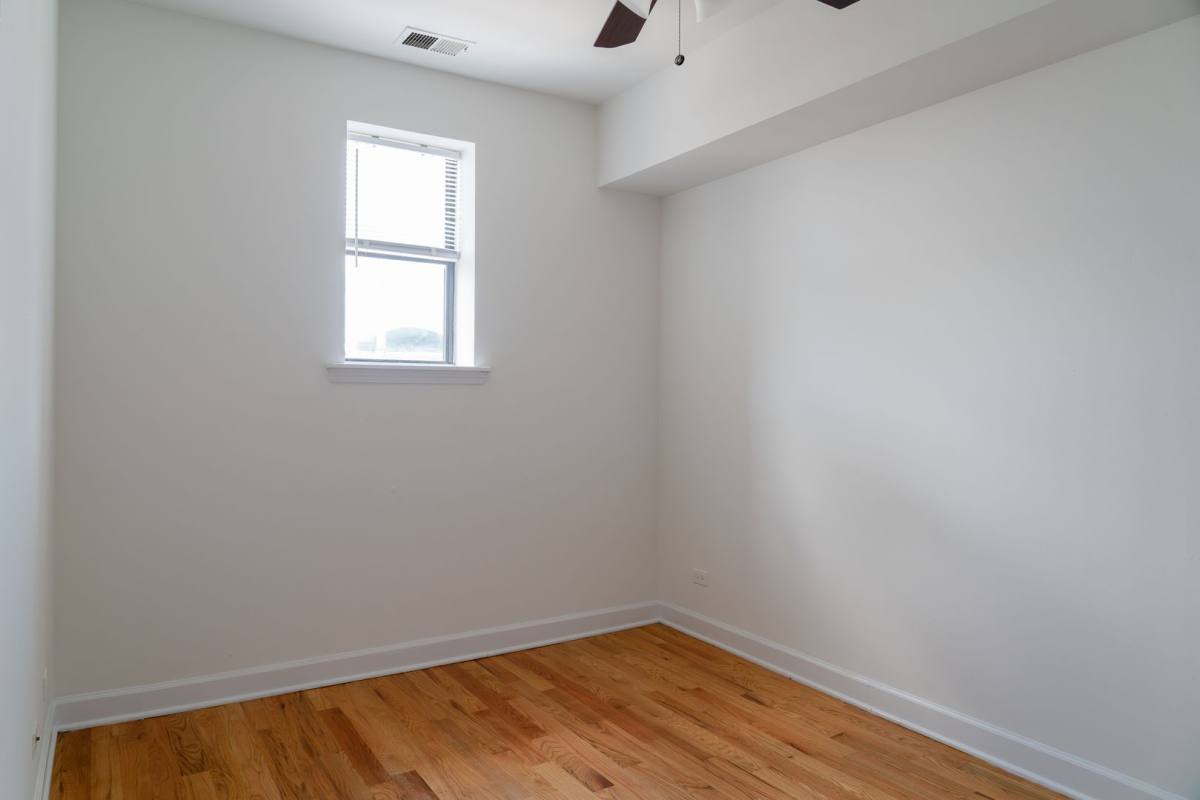 Apartment for rent at 3146-3170 W Eastwood Ave, Chicago, IL 60625