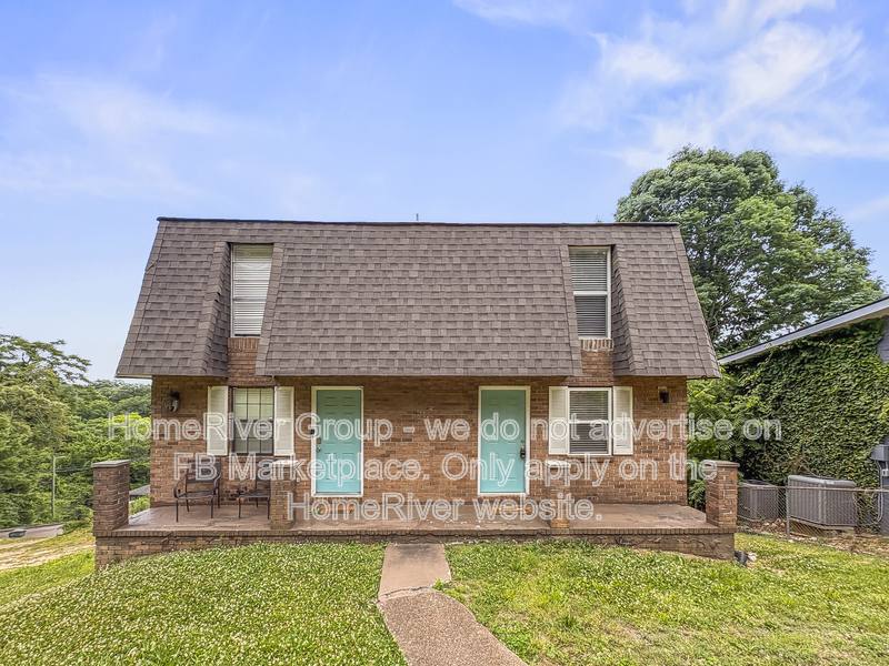 Apartment for rent at 210 Buena Vista Dr #4, Chattanooga, TN 37404