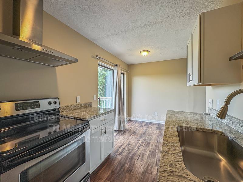 Apartment for rent at 210 Buena Vista Dr #4, Chattanooga, TN 37404