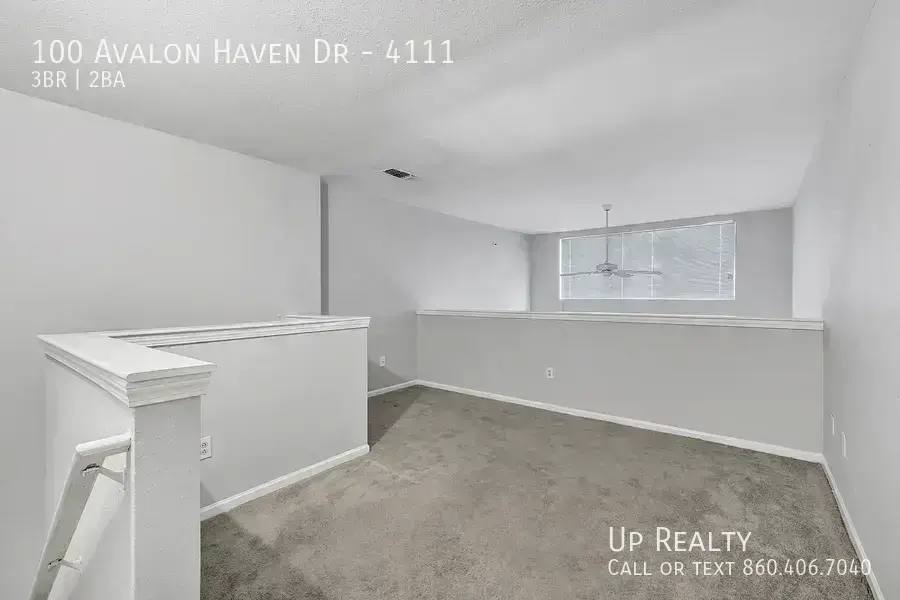 Apartment for rent at 100 Avalon Haven Dr, North Haven, CT 06473