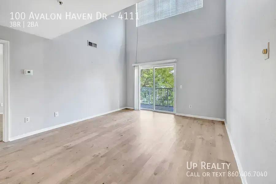 Apartment for rent at 100 Avalon Haven Dr, North Haven, CT 06473