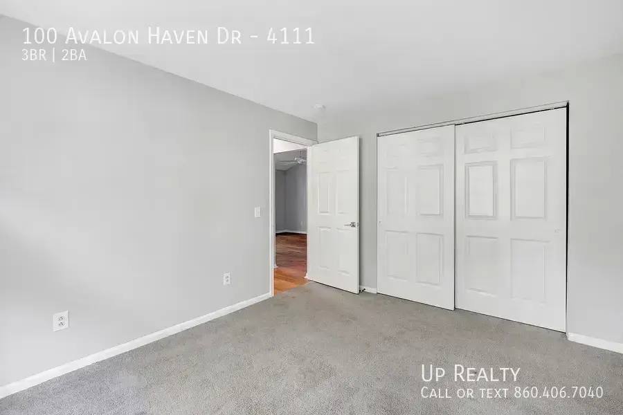Apartment for rent at 100 Avalon Haven Dr, North Haven, CT 06473