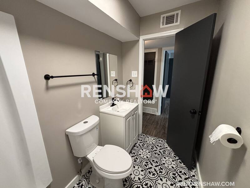 Apartment for rent at 1446 Wells Station Rd #3, Memphis, TN 38108