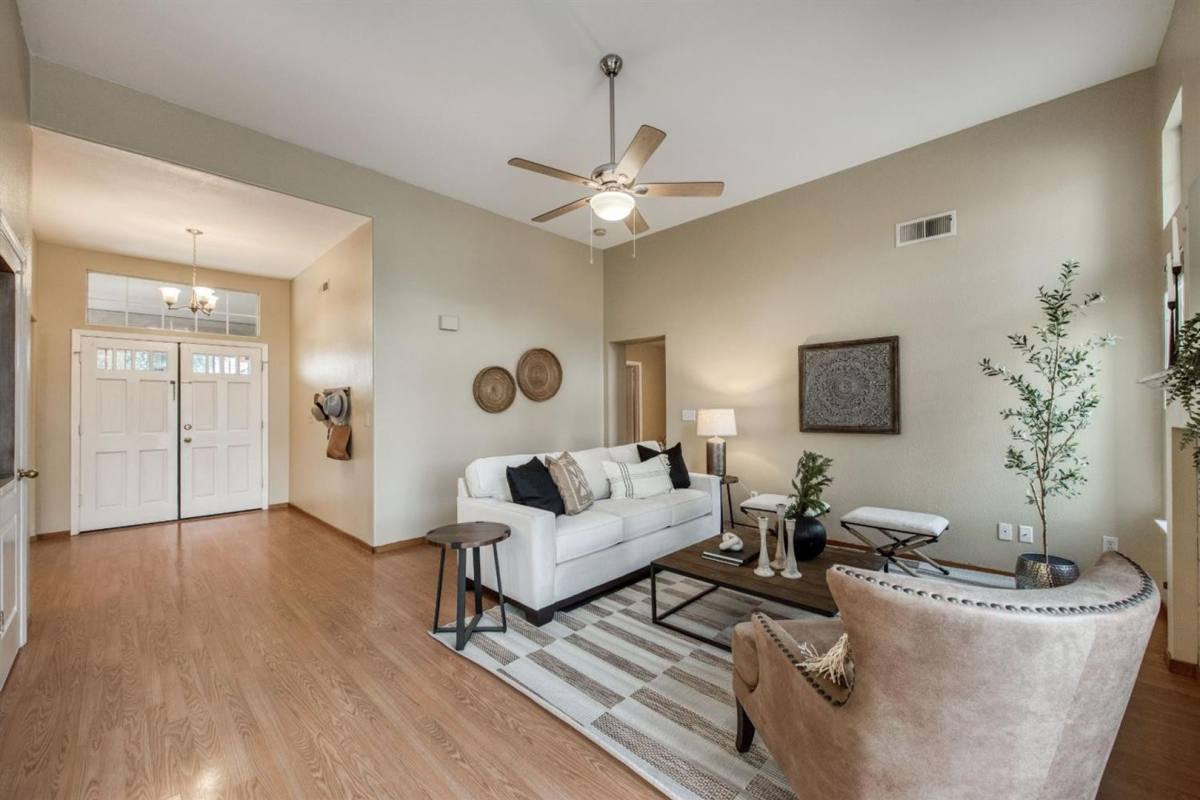 House for rent at 2559 Dennis Ave, Clovis, CA 93611