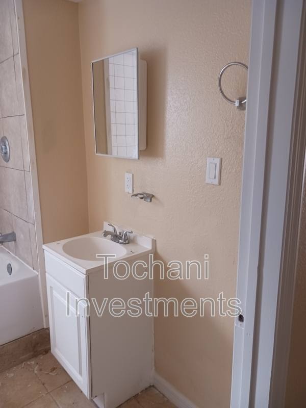 Apartment for rent at 1002 Ave E #1, Haines City, FL 33844