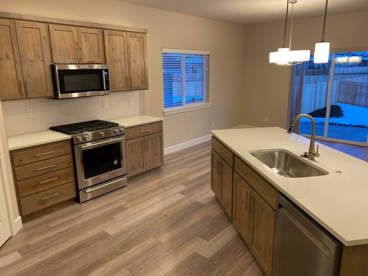 Apartment for rent at 4756 & 4758 SW Zenith Ave, Redmond, OR 97756
