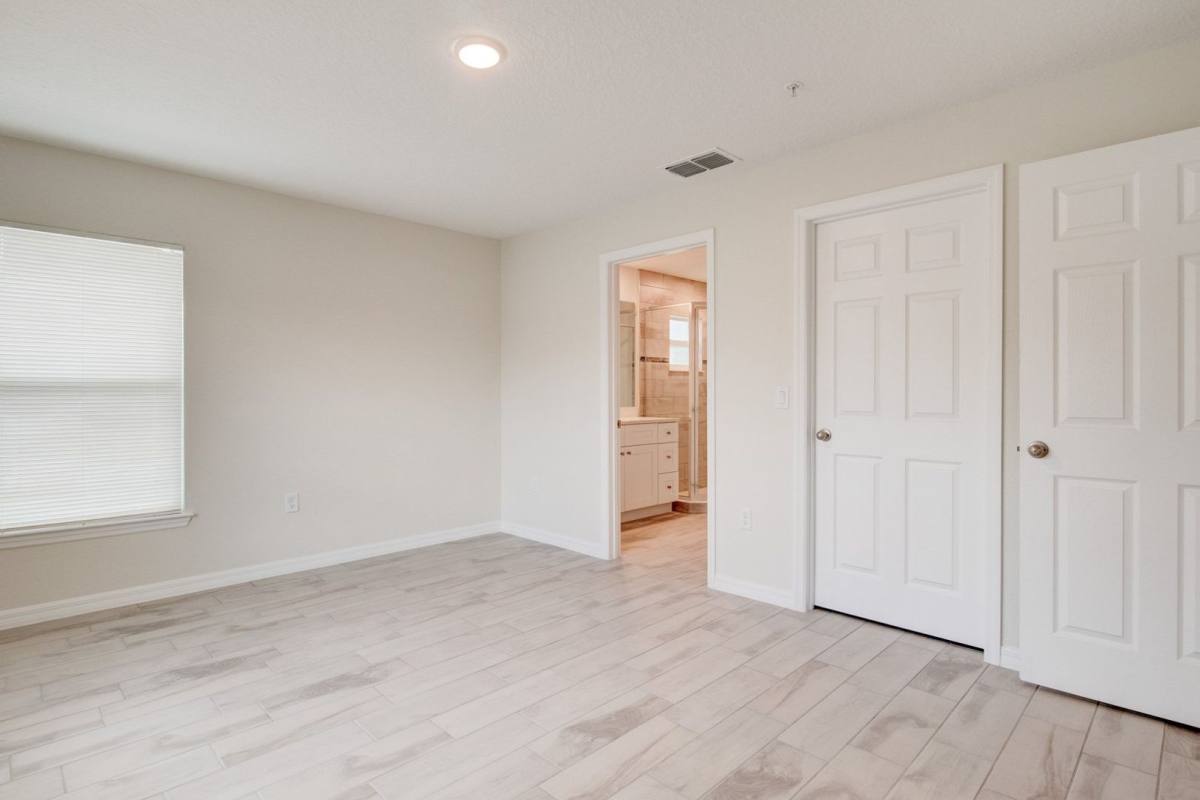 Apartment for rent at 829 E Wildmere Ave, Longwood, FL 32750