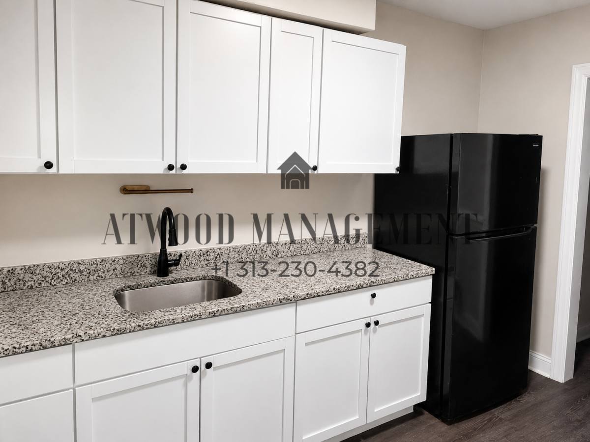 House for rent at 10015 Robson St, Detroit, MI 48227