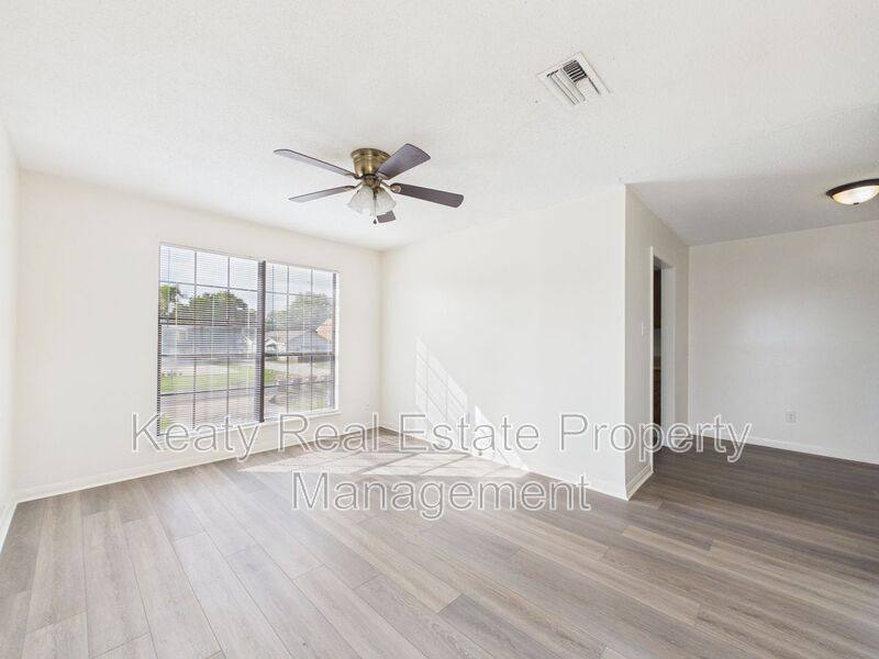Apartment for rent at 110 C Country Lane, Lafayette, LA 70508