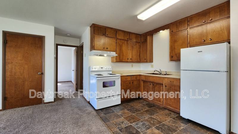 Apartment for rent at 915 7th Ave N #17, Moorhead, MN 56560