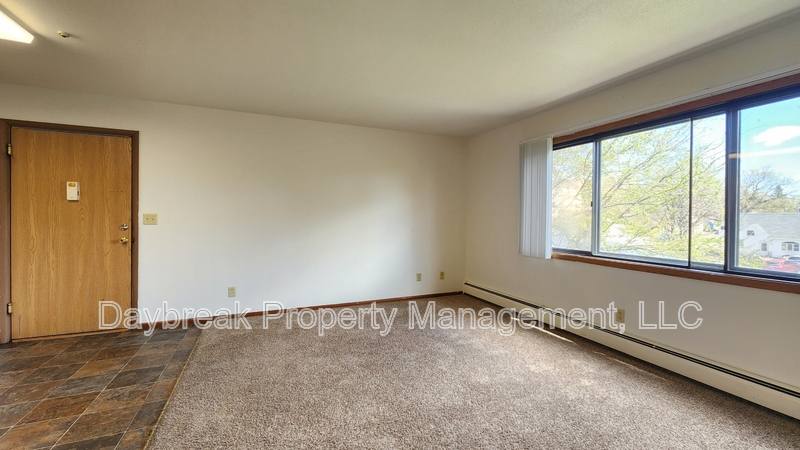 Apartment for rent at 915 7th Ave N #17, Moorhead, MN 56560