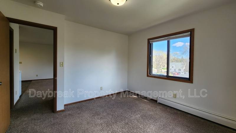 Apartment for rent at 915 7th Ave N #17, Moorhead, MN 56560