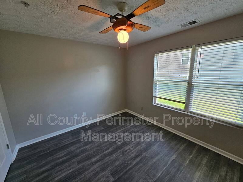 Apartment for rent at 2102 Fairington Ridge Circle, Lithonia, GA 30038