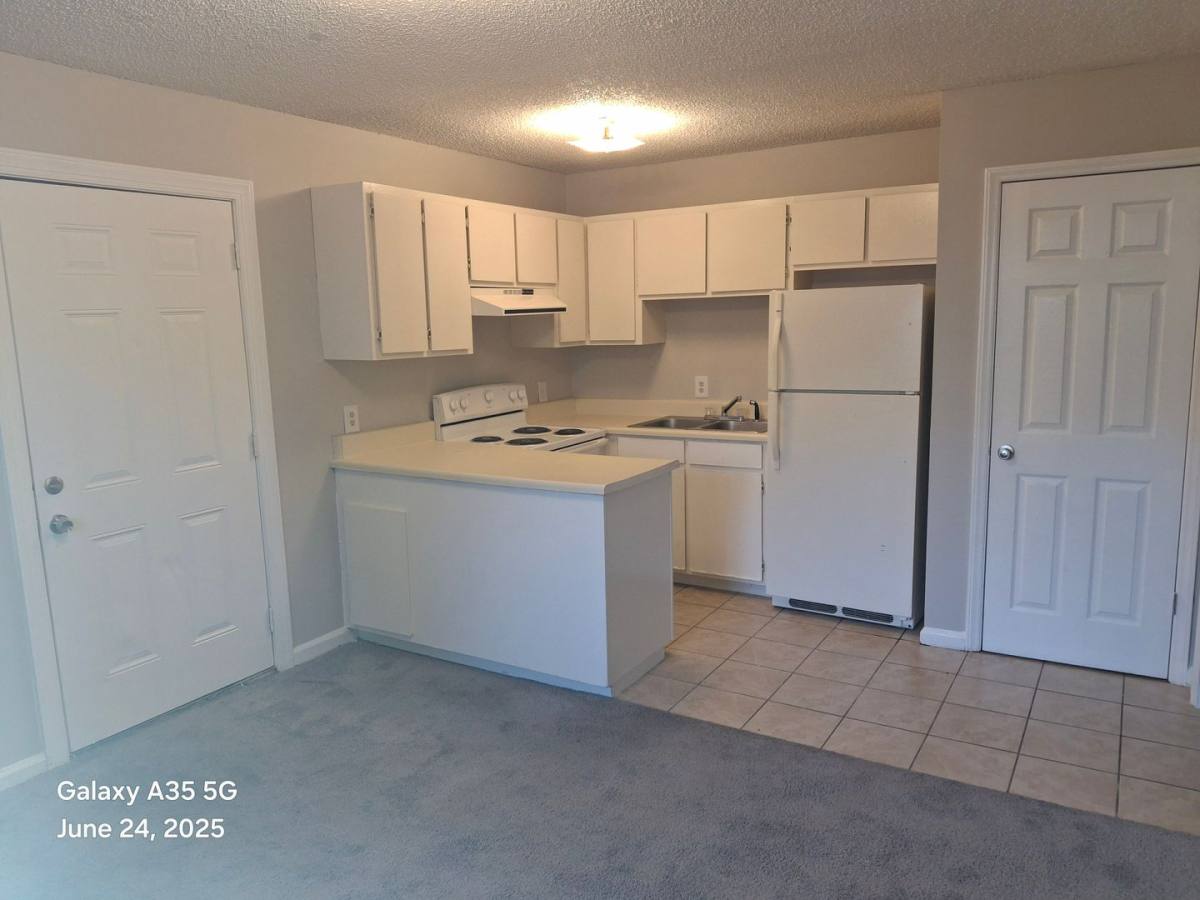 Apartment for rent at 5221-5313 Nevin Rd, Charlotte, NC 28269