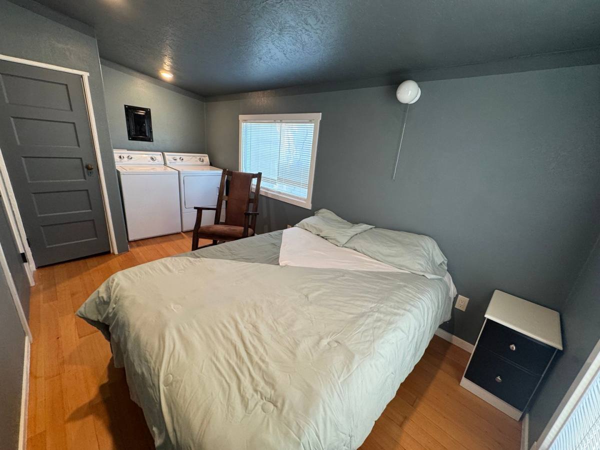 219 SW 3rd, Pendleton, OR 97801 - House for Rent - Image 2