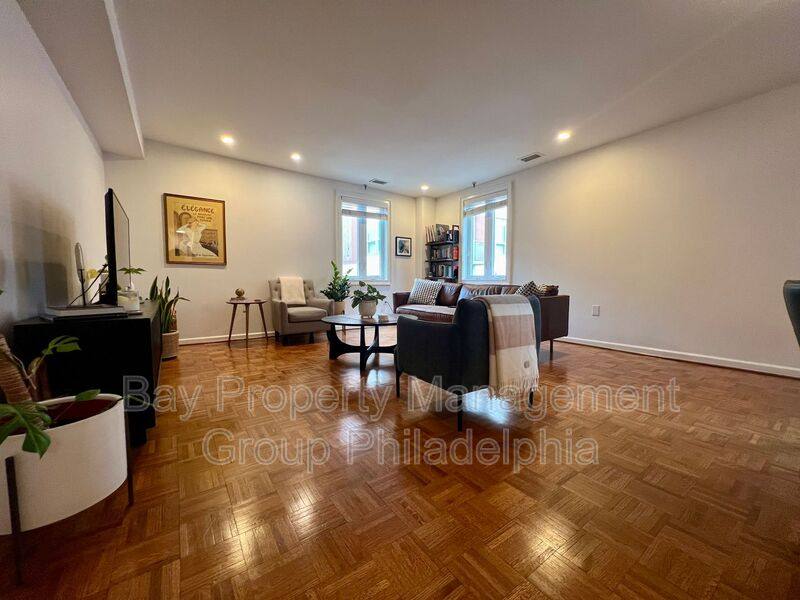 Apartment for rent at 136 N Bread St #422, Philadelphia, PA 19106