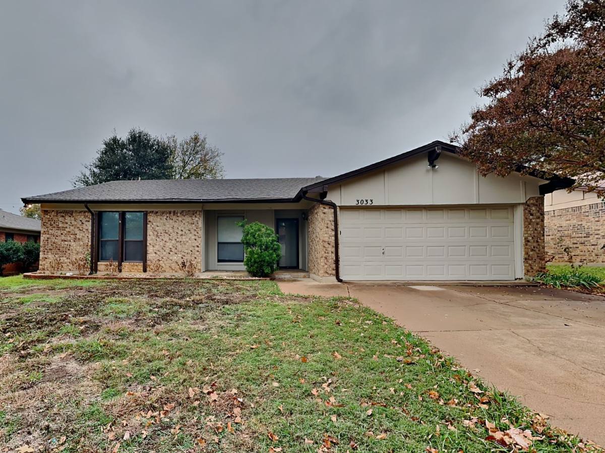 House for rent at 3033 Mossy Oak Lane, Bedford, TX 76021