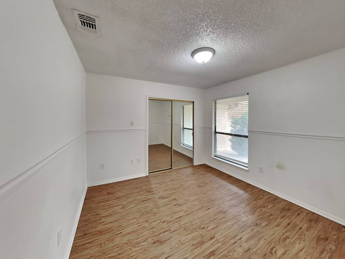 House for rent at 3033 Mossy Oak Lane, Bedford, TX 76021