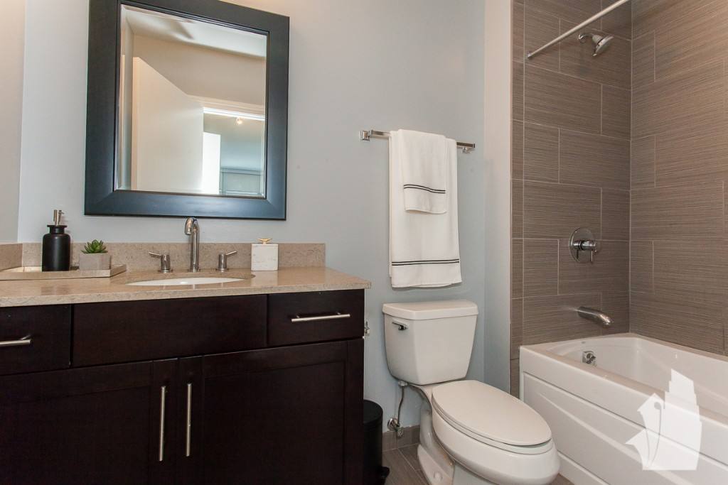 Apartment for rent at 2 W Delaware Place #1507, Chicago, IL 60610