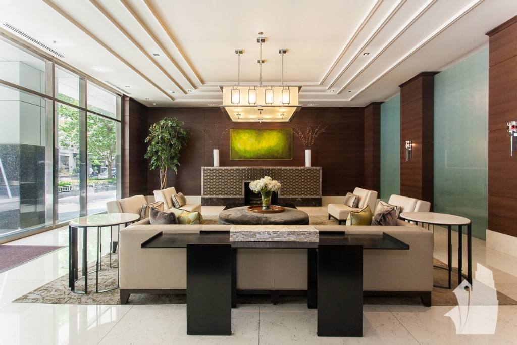 Apartment for rent at 2 W Delaware Place #1507, Chicago, IL 60610