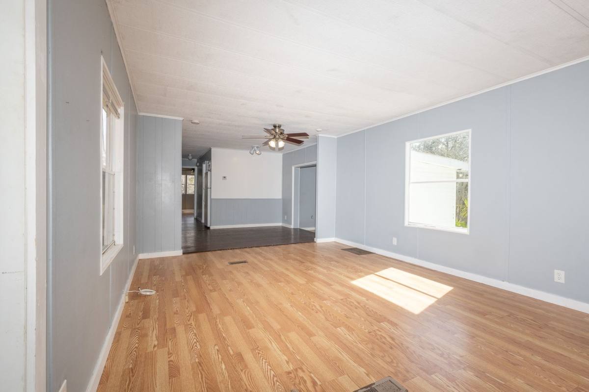 House for rent at 1824 Marion County Rd, Weirsdale, FL 32195