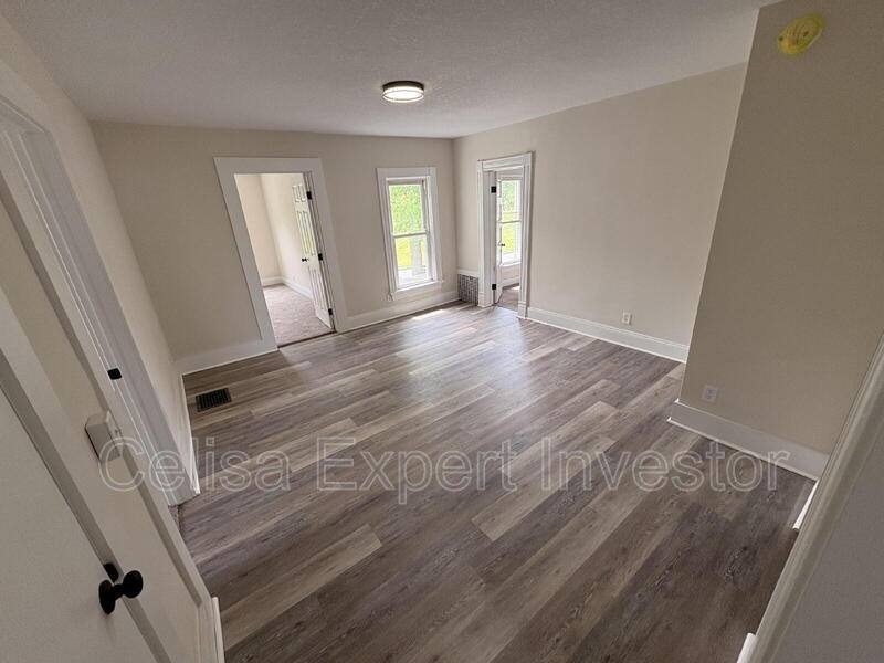 Apartment for rent at 807 Edgewater Ave, Fort Wayne, IN 46805