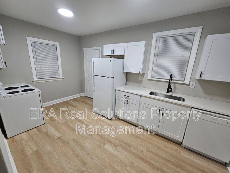 Apartment for rent at 773 Berkley Rd, Columbus, OH 43205