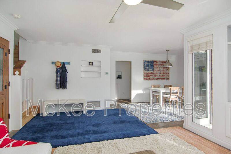 House for rent at 269 Palm Ave, Coronado, CA 92118
