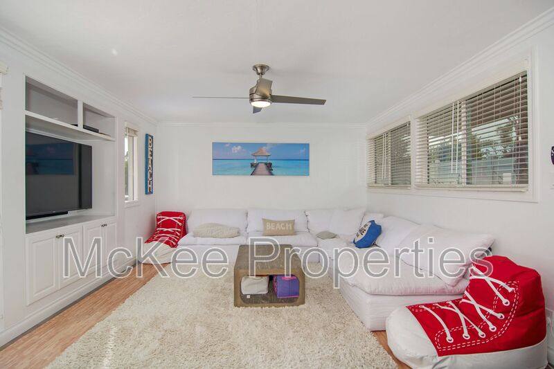 House for rent at 269 Palm Ave, Coronado, CA 92118