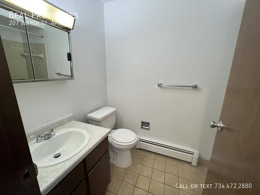 Apartment for rent at 207 Water St, Brooklyn, MI 49230