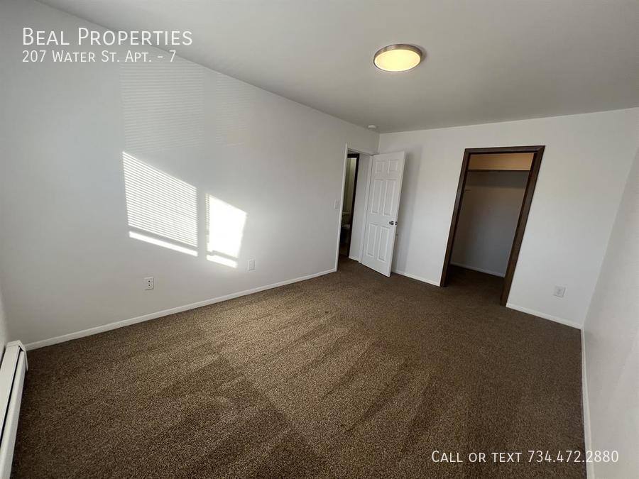 Apartment for rent at 207 Water St, Brooklyn, MI 49230