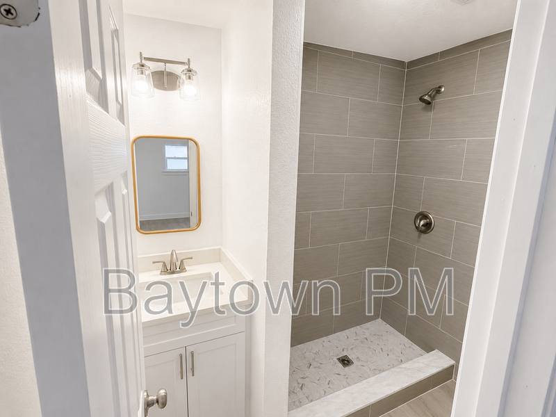 Apartment for rent at 1904 W St Louis #2, Tampa, FL 33607