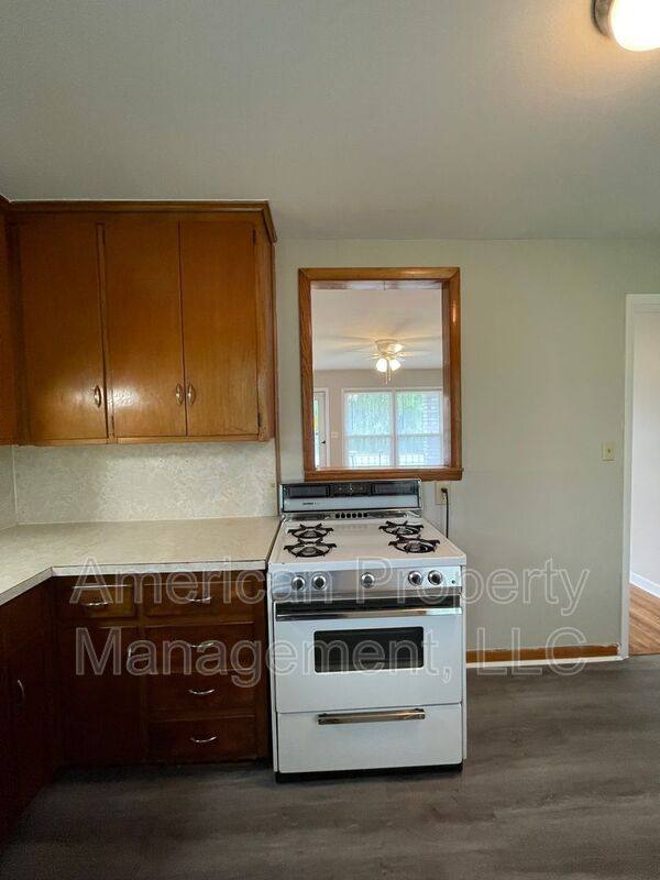 House for rent at 523 E Duncan St, Jenks, OK 74037