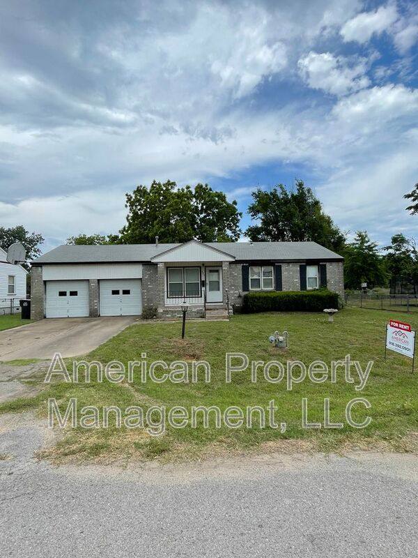 House for rent at 523 E Duncan St, Jenks, OK 74037