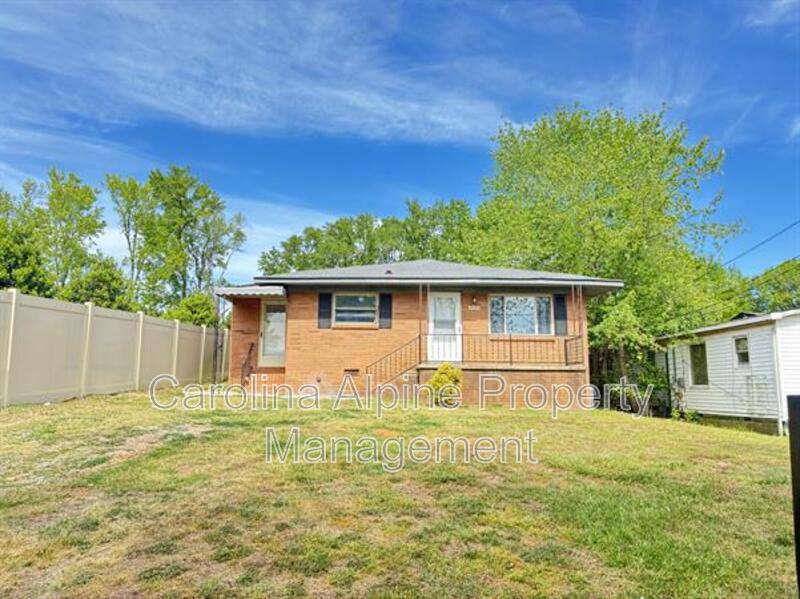 House for rent at 1320 Kenly St, Salisbury, NC 28144