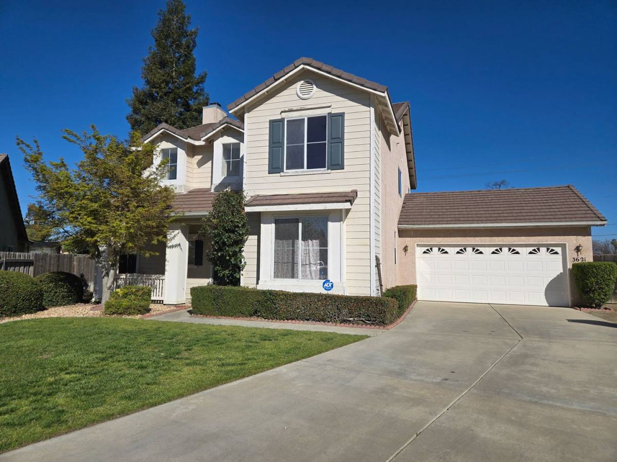 House for rent at 3621 S Bollinger Court, Visalia, CA 93277