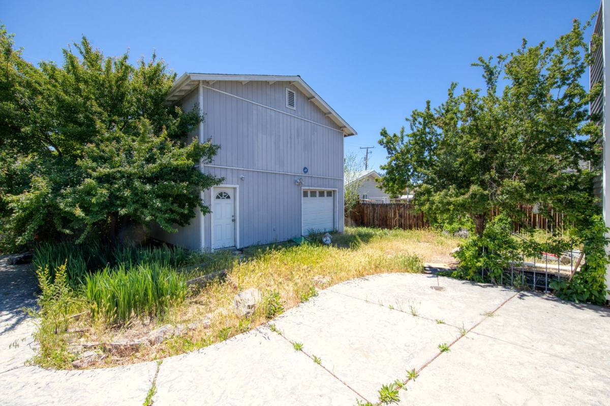 House for rent at 1985 Ponderosa Dr, Sparks, NV 89431
